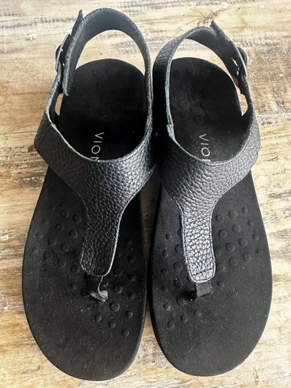 New WOT Vionic Black Terra Leather Sandals with Back Strap